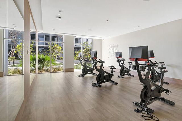 220 Lake Shore Drive 2105, Lake Park, FL 33403