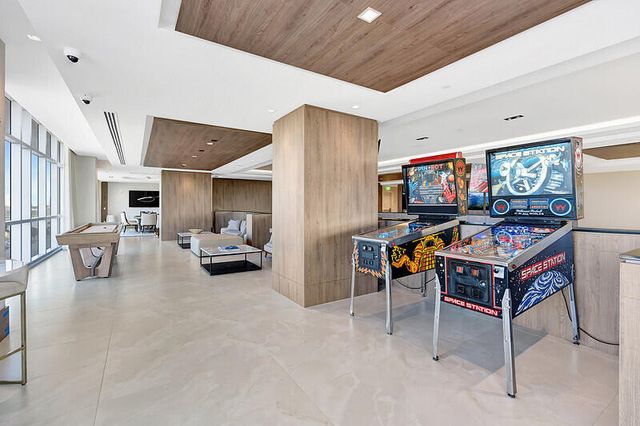 220 Lake Shore Drive 2105, Lake Park, FL 33403