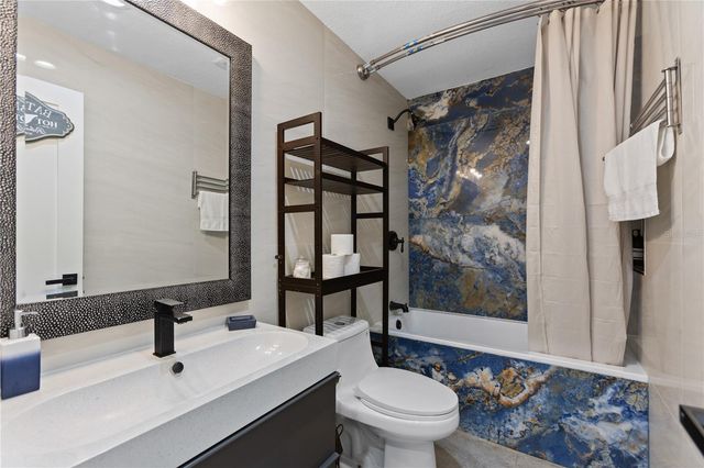 6822 S WALL STREET, Tampa, FL 33616