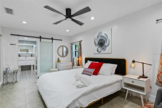 6822 S WALL STREET, Tampa, FL 33616