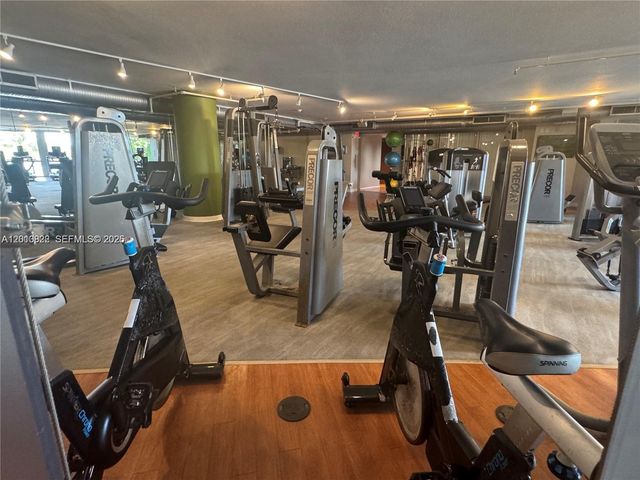 2641 N Flamingo Rd 2702N, Sunrise, FL 33323
