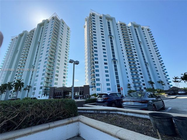 2641 N Flamingo Rd 2702N, Sunrise, FL 33323