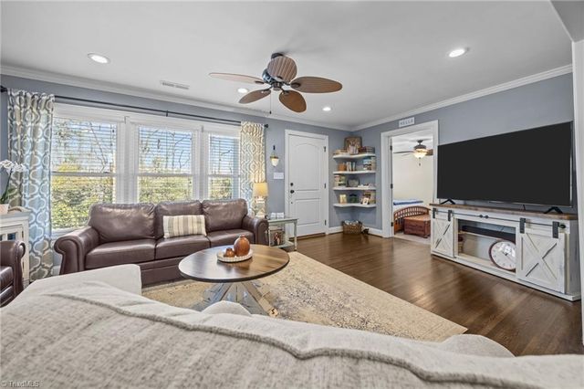 607 Rockspring Road, High Point, NC 27262