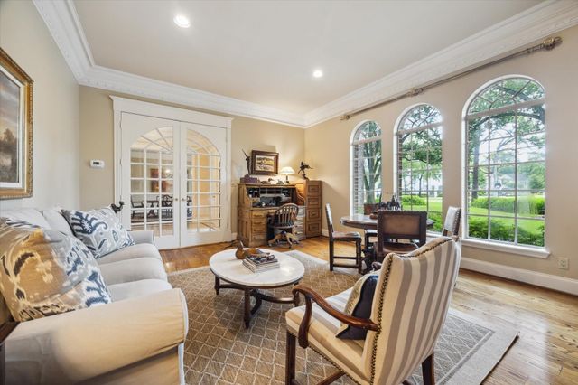 345 Knipp Road, Bunker Hill Village, TX 77024