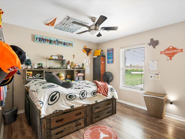 109 Pioneer Court, Waxahachie, TX 75167