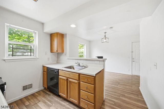 24 Johnson Ave, Newark City, NJ 07108
