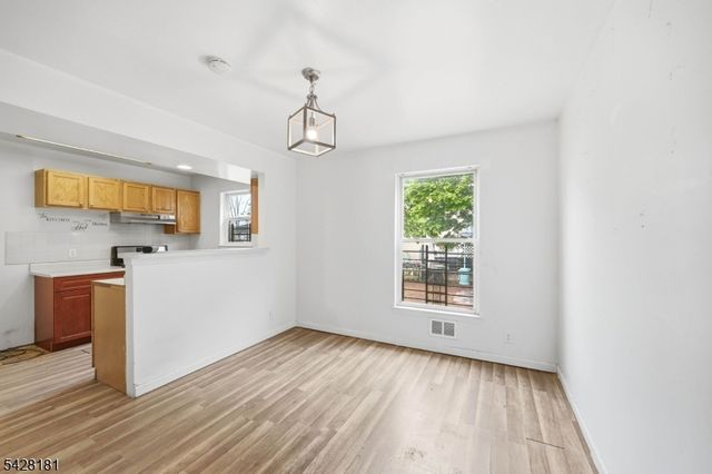 24 Johnson Ave, Newark City, NJ 07108