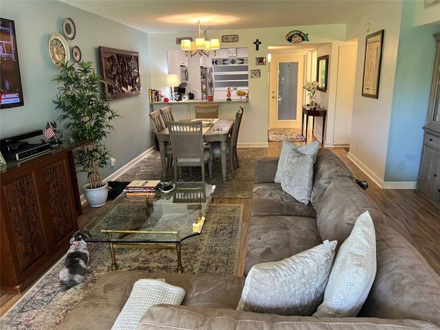 9520 Seagrape Dr 103, Davie, FL 33324