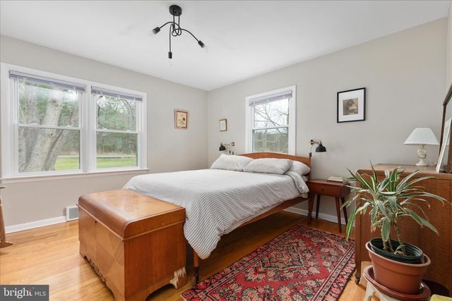 1648 TROUT RUN RD, Wardensville, WV 26851