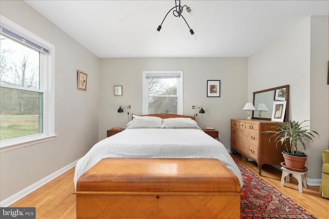 1648 TROUT RUN RD, Wardensville, WV 26851