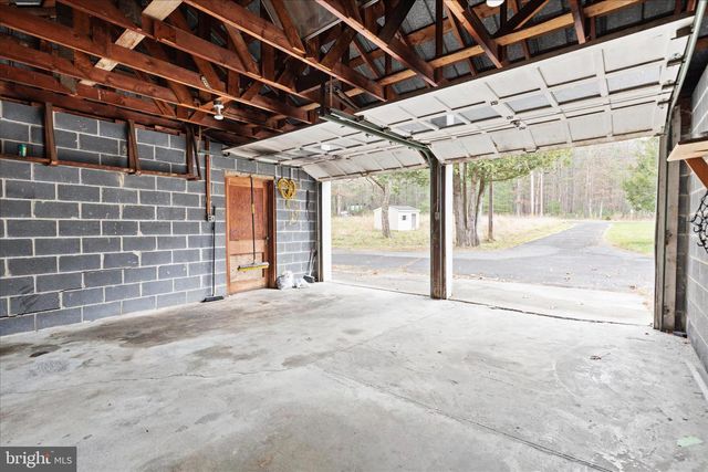 1648 TROUT RUN RD, Wardensville, WV 26851