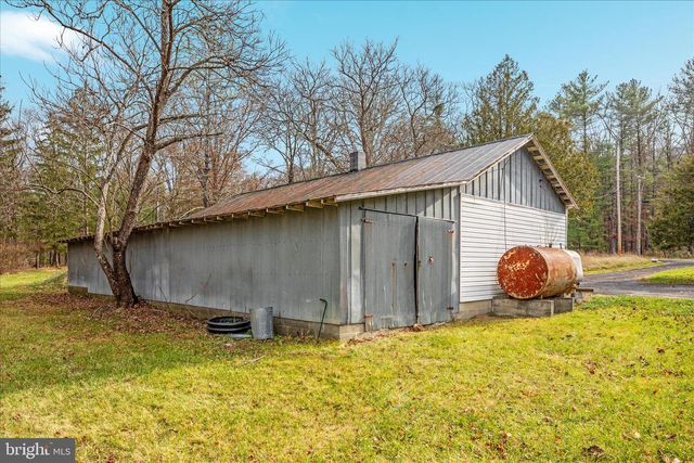 1648 TROUT RUN RD, Wardensville, WV 26851