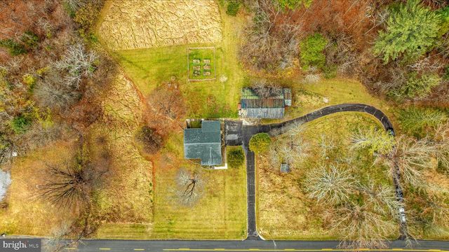 1648 TROUT RUN RD, Wardensville, WV 26851