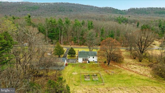 1648 TROUT RUN RD, Wardensville, WV 26851