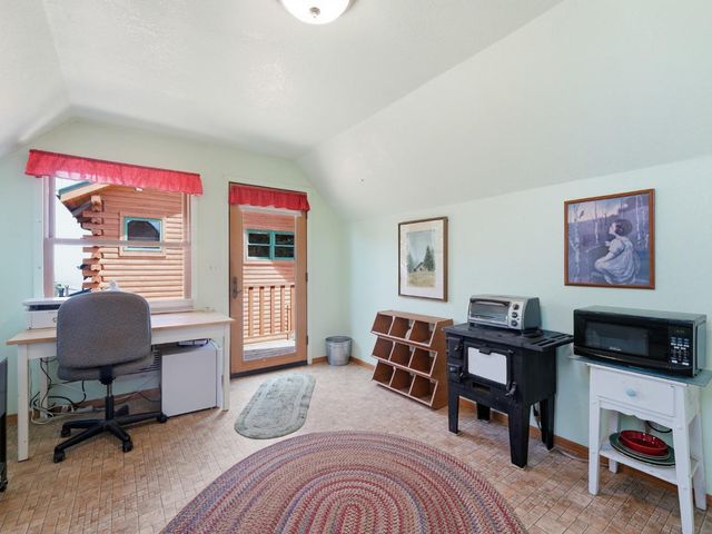 6425 San Juan Canyon Road, San Juan Bautista, CA 95045