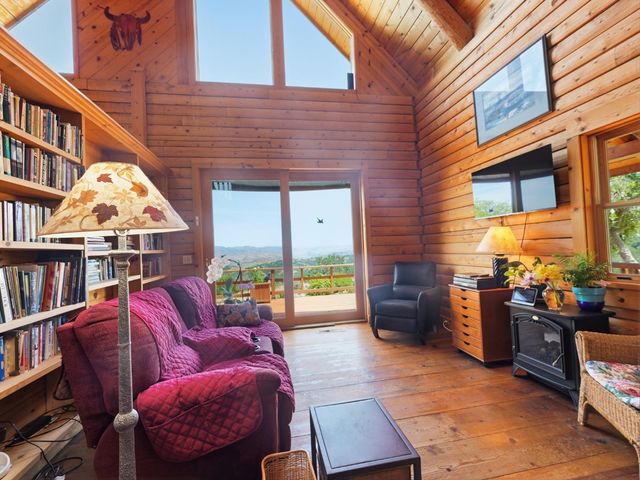 6425 San Juan Canyon Road, San Juan Bautista, CA 95045