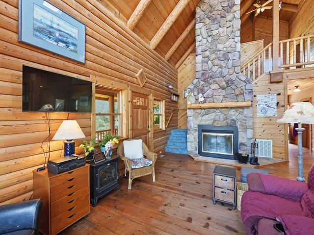 6425 San Juan Canyon Road, San Juan Bautista, CA 95045