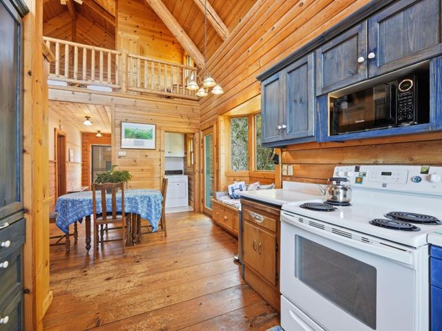 6425 San Juan Canyon Road, San Juan Bautista, CA 95045