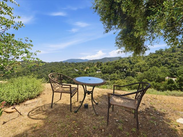 6425 San Juan Canyon Road, San Juan Bautista, CA 95045
