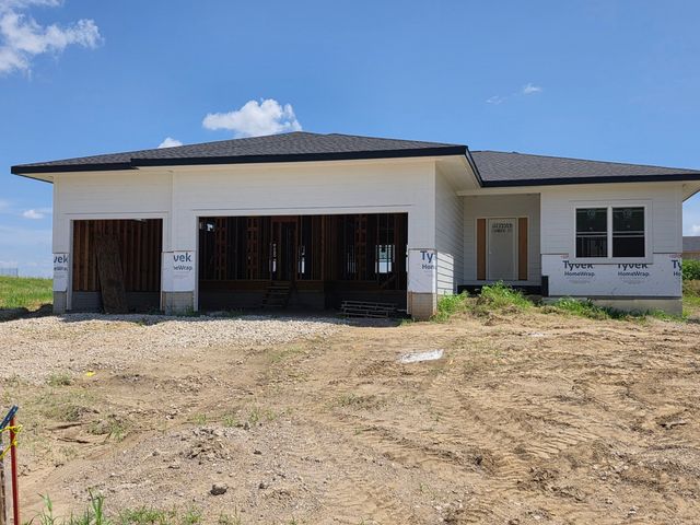 8487 Longmeadow Lane, West Des Moines, IA 50266