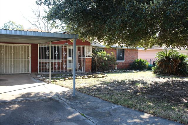6606 Muckelroy Street, Houston, TX 77076