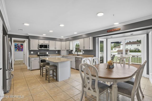 45 S Foxcroft Drive, Manalapan, NJ 07726