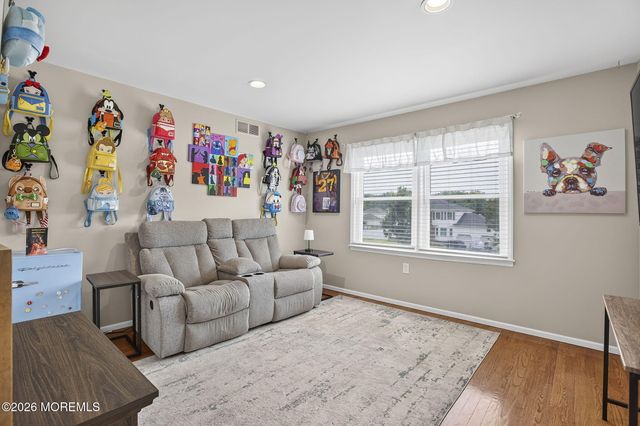 45 S Foxcroft Drive, Manalapan, NJ 07726