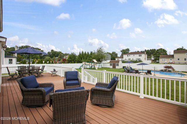 45 S Foxcroft Drive, Manalapan, NJ 07726