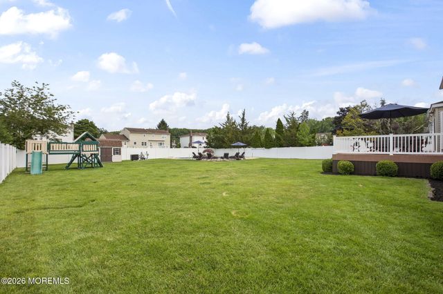 45 S Foxcroft Drive, Manalapan, NJ 07726
