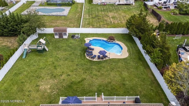 45 S Foxcroft Drive, Manalapan, NJ 07726