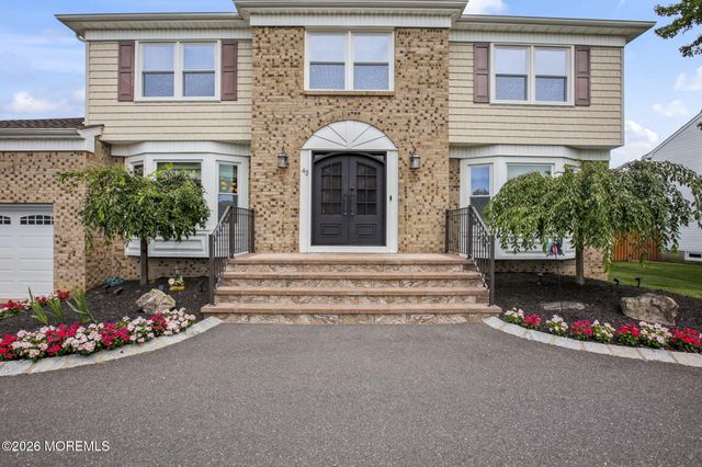 45 S Foxcroft Drive, Manalapan, NJ 07726