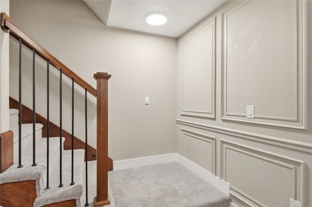 238 NE Avondale Court, Ankeny, IA 50021