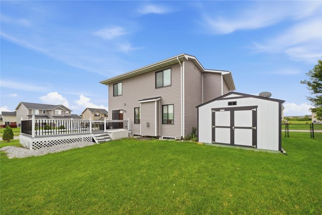 238 NE Avondale Court, Ankeny, IA 50021
