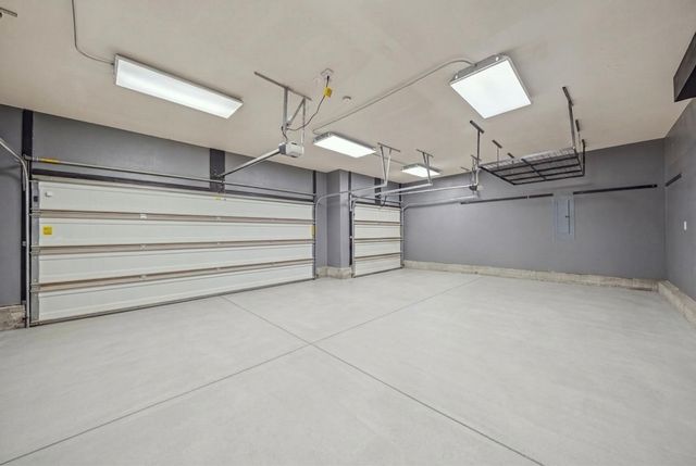 238 NE Avondale Court, Ankeny, IA 50021
