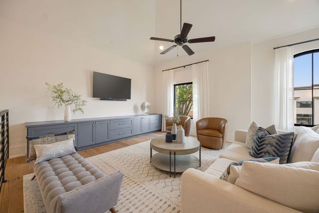 4501 Valerie Street, Bellaire, TX 77401