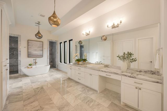 4501 Valerie Street, Bellaire, TX 77401