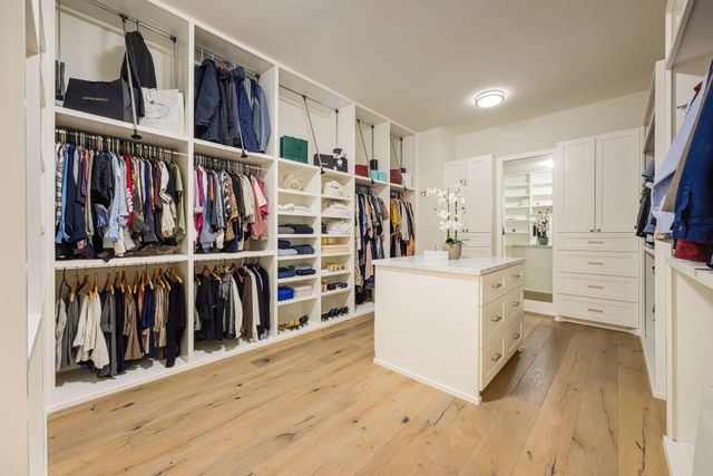 4501 Valerie Street, Bellaire, TX 77401