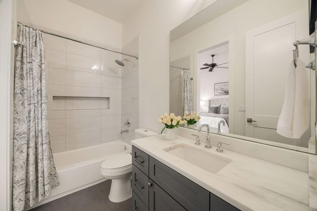 4501 Valerie Street, Bellaire, TX 77401