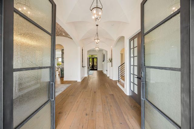 4501 Valerie Street, Bellaire, TX 77401