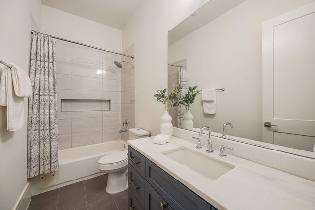 4501 Valerie Street, Bellaire, TX 77401