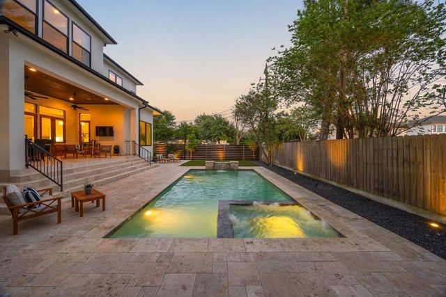 4501 Valerie Street, Bellaire, TX 77401