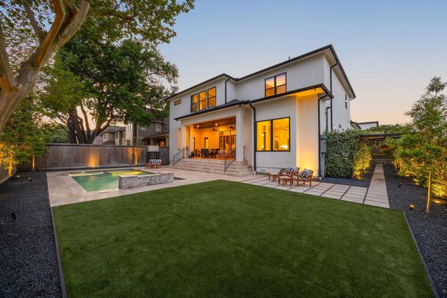 4501 Valerie Street, Bellaire, TX 77401