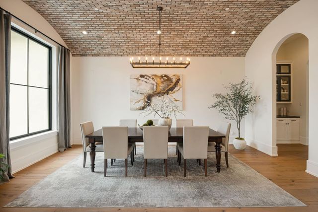 4501 Valerie Street, Bellaire, TX 77401