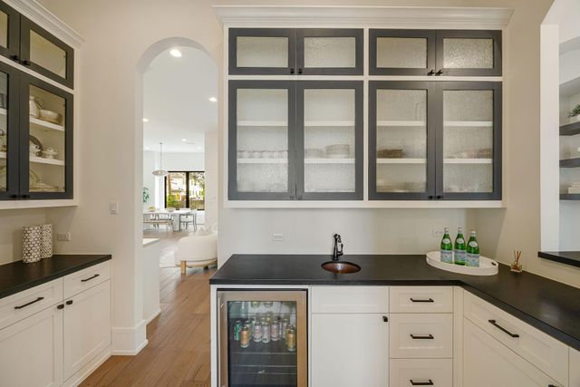 4501 Valerie Street, Bellaire, TX 77401