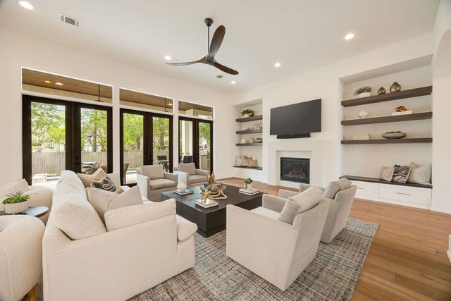 4501 Valerie Street, Bellaire, TX 77401