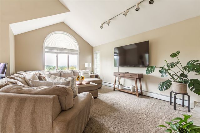 4 Old Meadow Court, Livonia, NY 14487