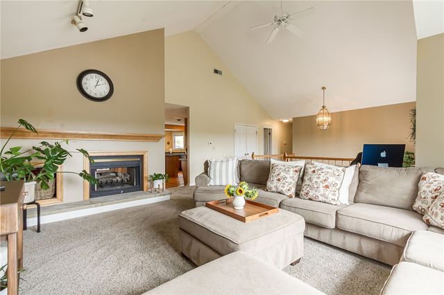 4 Old Meadow Court, Livonia, NY 14487