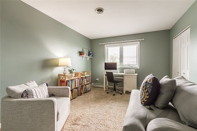 4 Old Meadow Court, Livonia, NY 14487