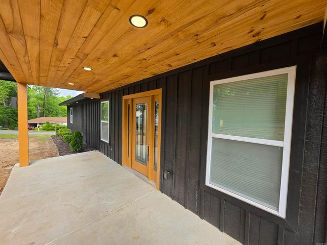 1 Belmar Dr, Little Rock, AR 72209