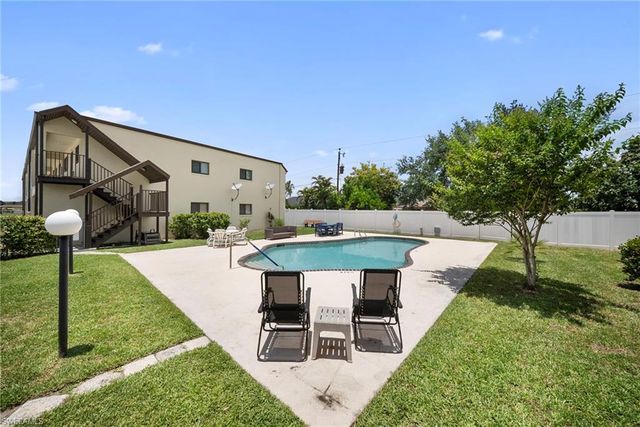 3917 Country Club BLVD 102, Cape Coral, FL 33904